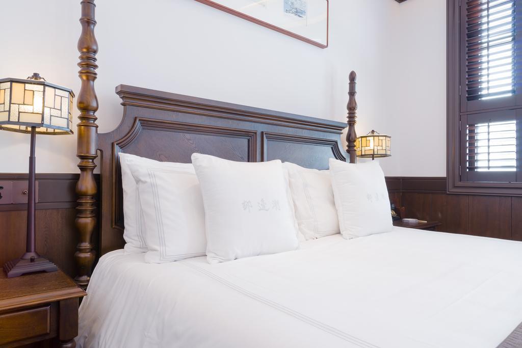 Relais & Chateaux Chaptel Hangzhou Hotel Exterior foto